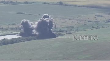 Андрей Руденко: Кадры уничтожения целей экипажами Су-34 ВКС России