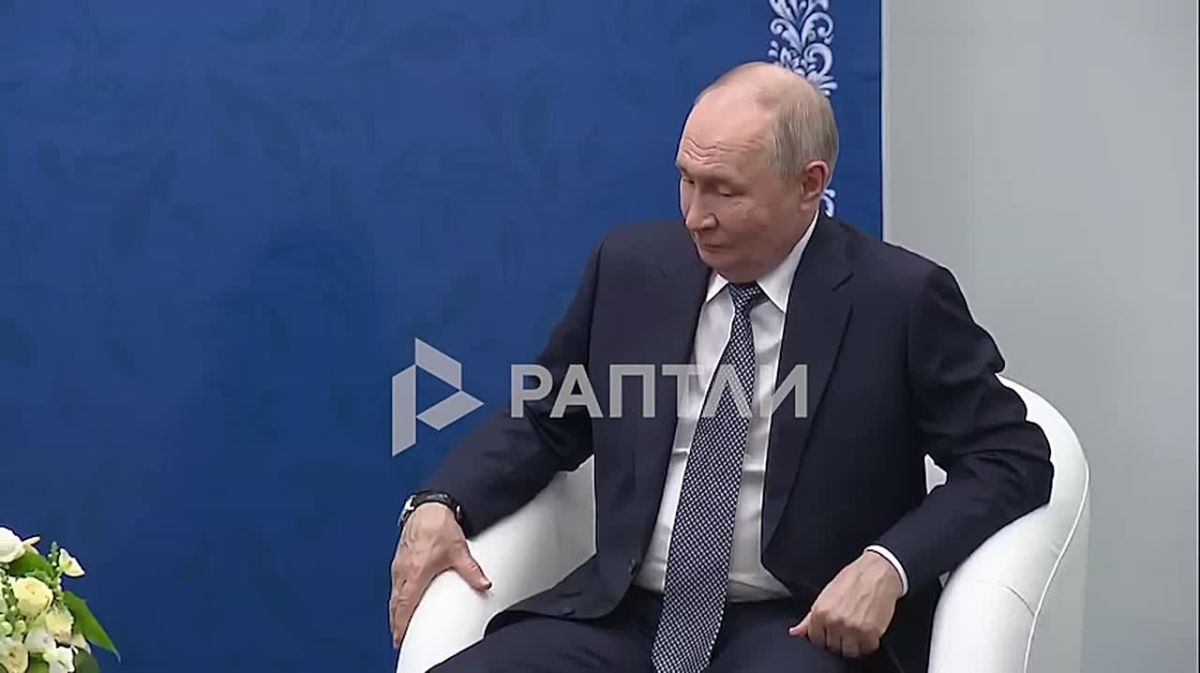 «Что касается украинского направления — я вас сегодня обязательно проинформирую в деталях»: Путин — президенту Казахстана