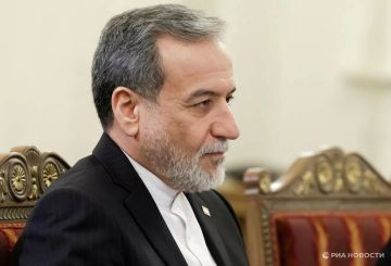Иран ответит на удар ВСУ по судну в Каспийском море, заявил Аракчи