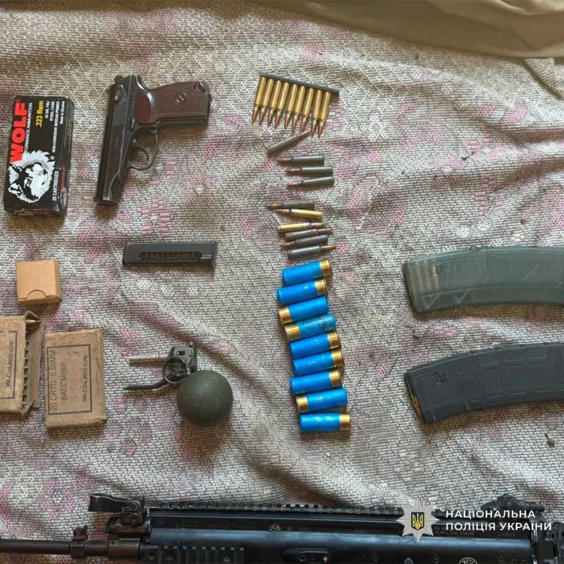 Боевики печально известной "Скалы" приторговывали оружием, в том числе — западным Боевики печально известной "Скалы" приторговывали оружием, в том числе — западным