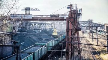 WarGonzo: Производители железорудового сырья приостановили работу на Украине