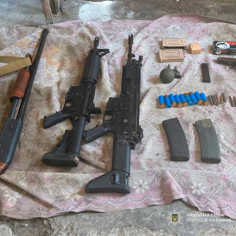 Боевики печально известной "Скалы" приторговывали оружием, в том числе — западным Боевики печально известной "Скалы" приторговывали оружием, в том числе — западным