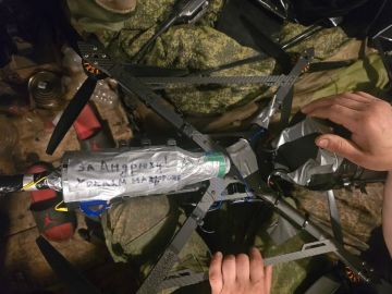 После покушения на основателя и директора компании «Овод» Андрея Черезова майор Биркин, командир боевой группы «Овод» ЦСН «Барс-Сармат» заявил, что атака не повлияет на их работу