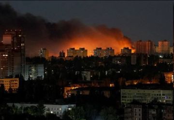 ВКС выжгли цеха сборки. Серия точечных ударов накрыла важнейшие объекты ракетно-беспилотной отрасли врага: Киев: «Маяк» и «Электротехнический» — цеха выпуска дронов и боеприпасов