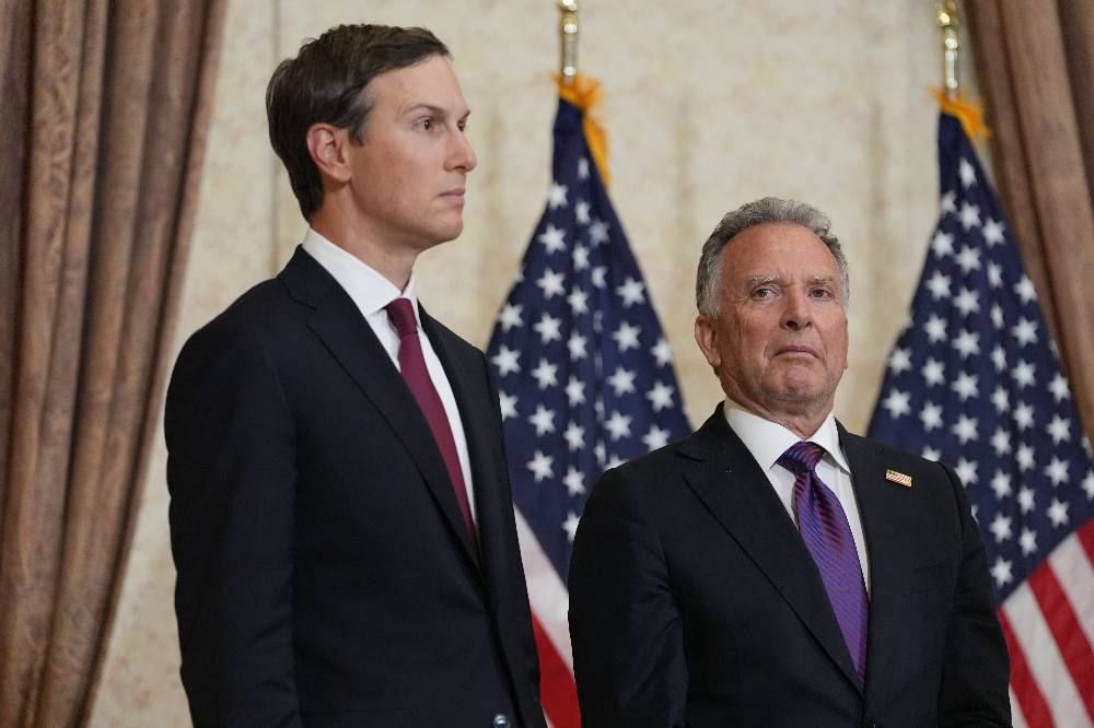 Аббас Джума: Президент США Дональд Трамп подтвердил, что его спецпосланник Стив Уиткофф и зять Джаред Кушнер в ближайшие дни впервые посетят Украину, — Financial Times