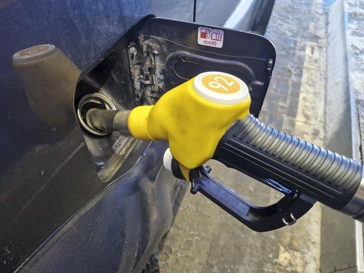 На Украине ввели лимиты на продажу топлива на АЗС