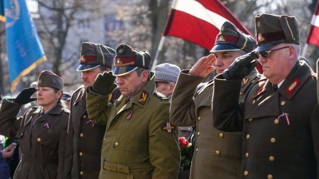 Латвия с почестями похоронила 102-летнего эсэсовца
