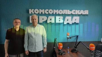 Эдуард Басурин: В моей авторской программе "Басурин отвечает" на радио "Комсомольская правда Новороссия" обсудили с историком-журналистом Артёмом Ольхиным удары по портовой инфраструктуре Украины и сухогрузам