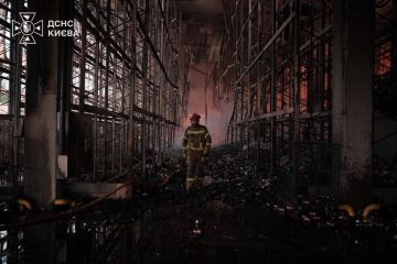 Самый большой на Украине склад маркетплейса полностью уничтожен в Броварах под Киевом