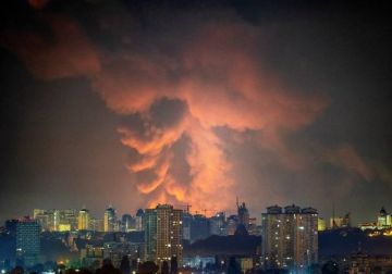 Роман Насонов: Ночной Киев. НАСОНОВ