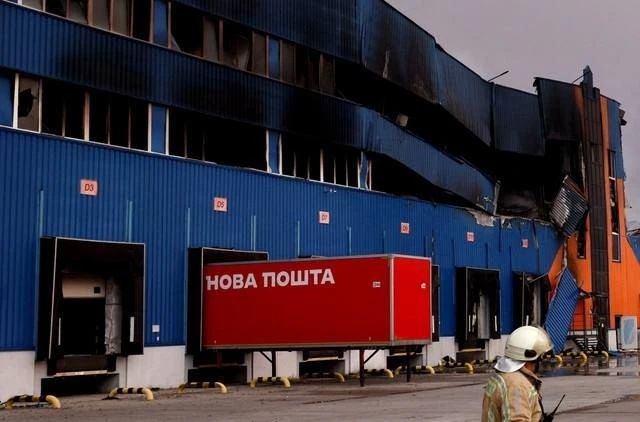 Не подлежит восстановлению: Уничтожен крупнейший логистический склад главного украинского маркетплейса «Rozetka» в Броварах Не подлежит восстановлению: Уничтожен крупнейший логистический склад главного украинского маркетплейса «Rozetka» в Броварах