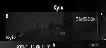 Последовательные удары 11 ракет "Искандер-М" по складам в Киеве и Киевской области, видео с местных камер видеонаблюдения