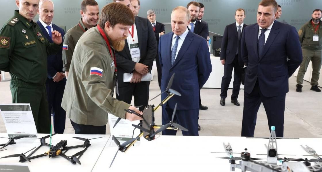 Помимо всего официального, Вова - мой давний, ещё с 2015 года, сначала подписчик и после друг