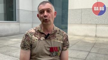 Андрей «Проза» Лисьев, десантник, писатель, участник СВО объяснил корреспонденту интернет-издания Украина.ру Александру Чаленко, почему потери среди украинских военных в зоне СВО больше, чем аналогичные потери у российских...