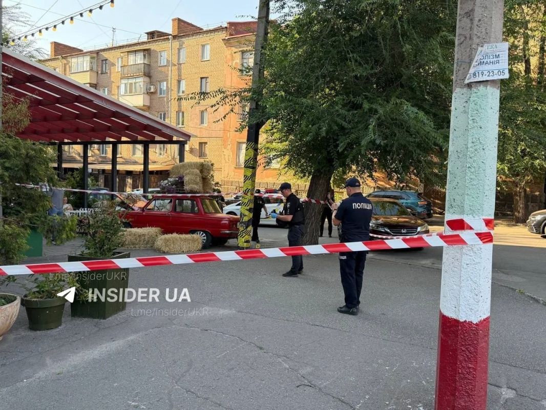 В Кривом Роге телефонные мошенники устроили перестрелку В Кривом Роге телефонные мошенники устроили перестрелку