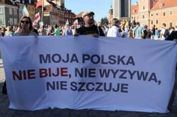 Украинцы вышли на майдан… в Польше: требуют перестать их избивать и унижать