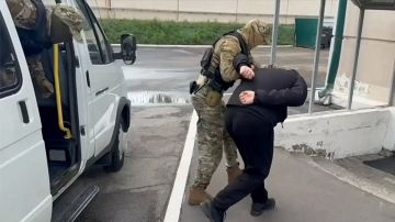 ФСБ задержала группу россиян, работавших на украинские спецслужбы