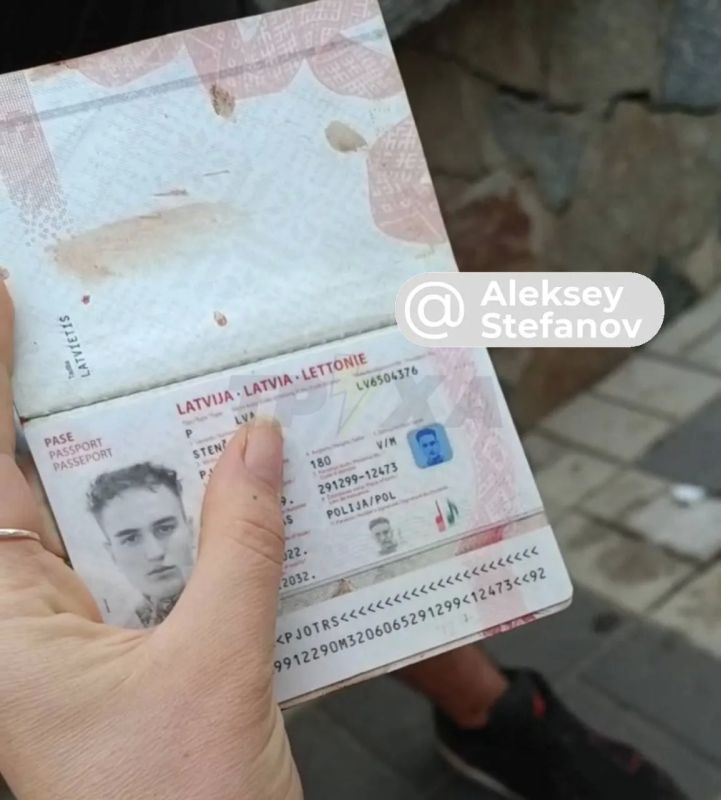 Алексей Стефанов: Прямо красивая история: люболовы из украинского ТЦК в Кривом Роге пытались бусифицировать на фронт гражданина Латвии Алексей Стефанов: Прямо красивая история: люболовы из украинского ТЦК в Кривом Роге пытались бусифицировать на фронт гражданина Латвии