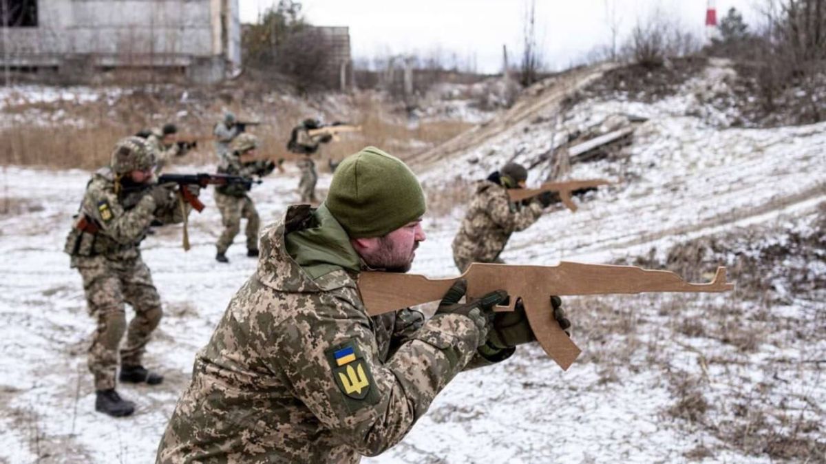 Украина "ворует сама у себя": как страна 404 столкнулась с миллиардными потерями из-за недопоставок вооружений
