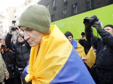 Эксперт объяснил, почему Киев отказывается забирать своих пленных