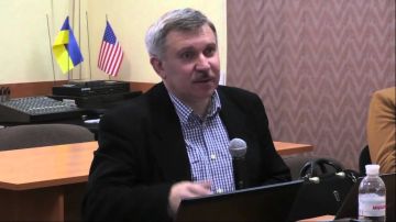 Укро-грантоед: Вслед за Чёрным морем надо перенести террор в Средиземное и на Балтику