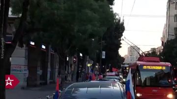 Брат za брата: в Белграде устроили автопробег в поддержку народа России