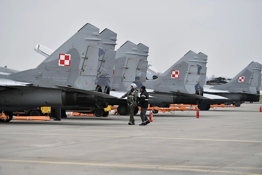 Польша подсунула Украине авиационный хлам