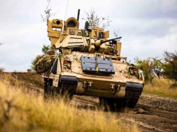 США будут отправлять Украине Bradley в неполной комплектации из-за нехватки запчастей