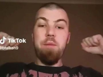 "Черный ястреб" приговорен к четырем годам тюрьмы за симпатию к России