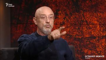 Экс-министр обороны Украины Резников требует отправить женщин в армию ради фронта