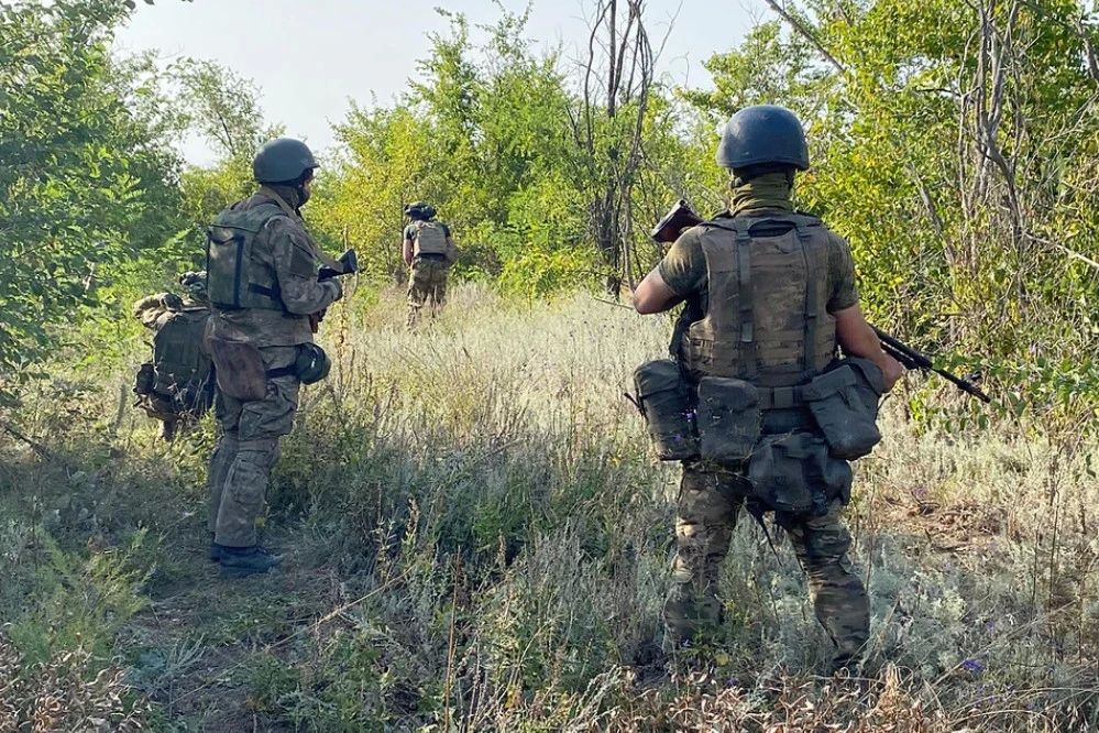 Наша армия в трех километрах от ключевого Доброполья: Как ВС РФ сдавливает Славянско-Краматорскую агломерацию, ломая оборону ВСУ