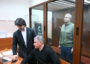 Второй кассационный суд общей юрисдикции признал законными решения нижестоящих инстанций по иску Генпрокуратуры к бывшему заместителю министра обороны Тимуру Иванову об обращении в доход государства имущества стоимостью...