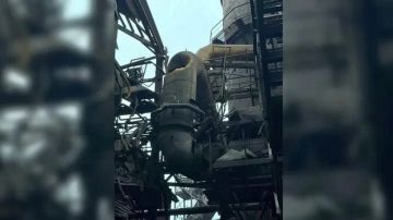 Пять российских ракет попали по "Запорожстали"