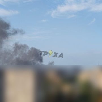 В Киеве снова звучат взрывы, на фото как сообщают с мест прилет в Подольском районе