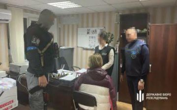 Госизмена за раздачу продовольствия: бандеровцы приговорили к тюрьме жительницу Изюма, занимавшуюся гуманитарной деятельностью во время присутствия в городе сил ВС РФ