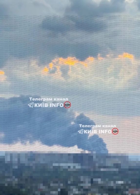 В Киеве 3 дня продолжаются прилеты