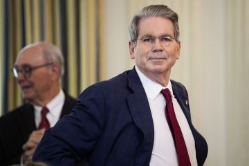 США переживают энергетический шок из-за атак Украины по РФ, заявил министр финансов США Бессент