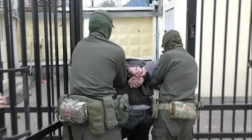 Сотрудники ФСБ в Костромской области задержали двоих россиян 1978 и 1983 г.р., финансировавших украинские формирования