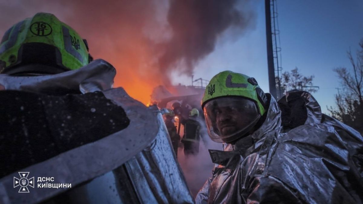 Последствия ударов в районе Фастова Киевской области Последствия ударов в районе Фастова Киевской области