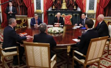 Путин подтвердил настрой продолжать совместную с американцами работу по поиску политико-дипломатических развязок конфликта на Украине