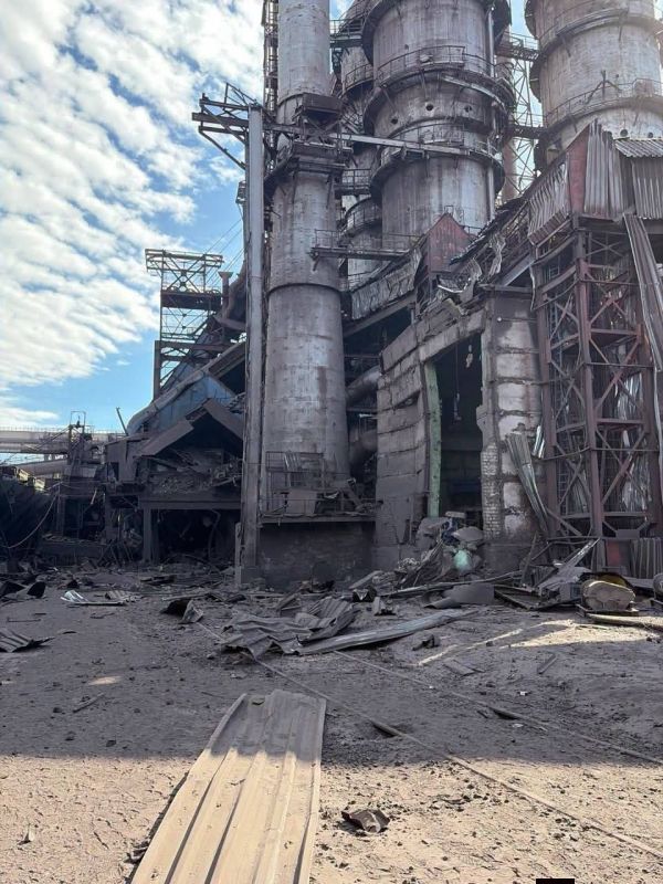 Один из крупнейших металлургических комбинатов Украины серьёзно разрушен и остановил работу — подробности Один из крупнейших металлургических комбинатов Украины серьёзно разрушен и остановил работу — подробности