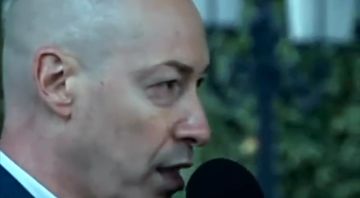«Не гадко вам...?»: Гордон* случайно сказал правду о Зеленском