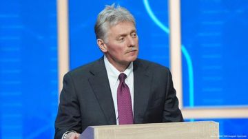Нынешние проявления "гибкости" Киева — следствие нехватки денег, однако это не та гибкость, которая необходима, заявил Дмитрий Песков