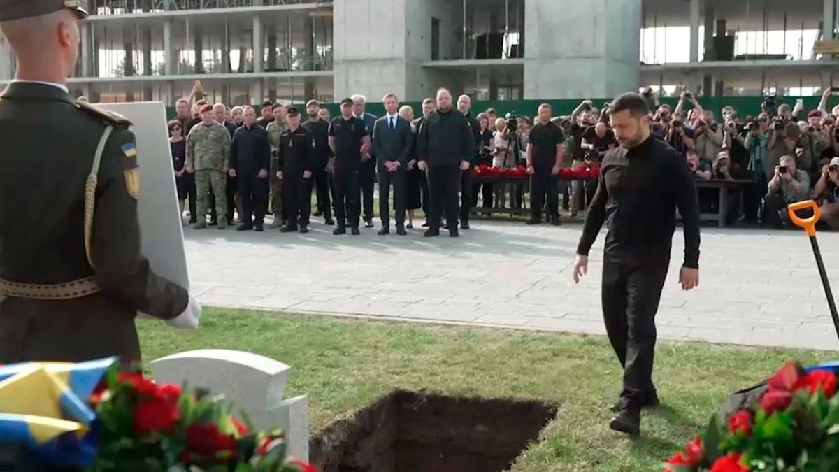 Андрей Луговой: Чем глубже фашизм пускает корни в стране – тем быстрее она погружается в нищету Андрей Луговой: Чем глубже фашизм пускает корни в стране – тем быстрее она погружается в нищету