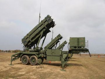 Депутат Рады предложил Греции сделать из ракет Patriot кулоны