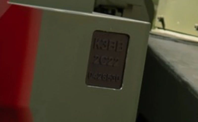 На кадрах - 155-мм самоходная гаубица 2С22 «Богдана» 54-й артиллерийской бригады ВСУ с серийным номером 04/26-530 На кадрах - 155-мм самоходная гаубица 2С22 «Богдана» 54-й артиллерийской бригады ВСУ с серийным номером 04/26-530