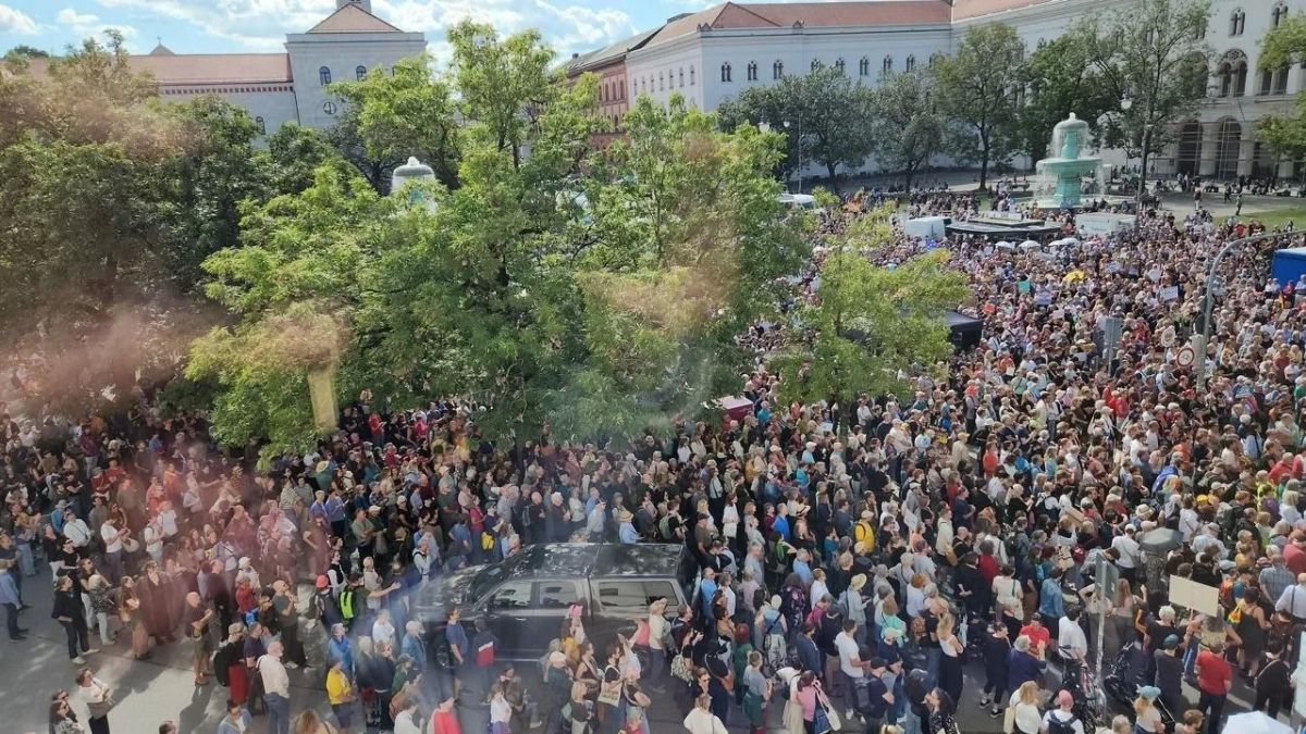 Мюнхен, воскресенье. Германия устала Мюнхен, воскресенье. Германия устала