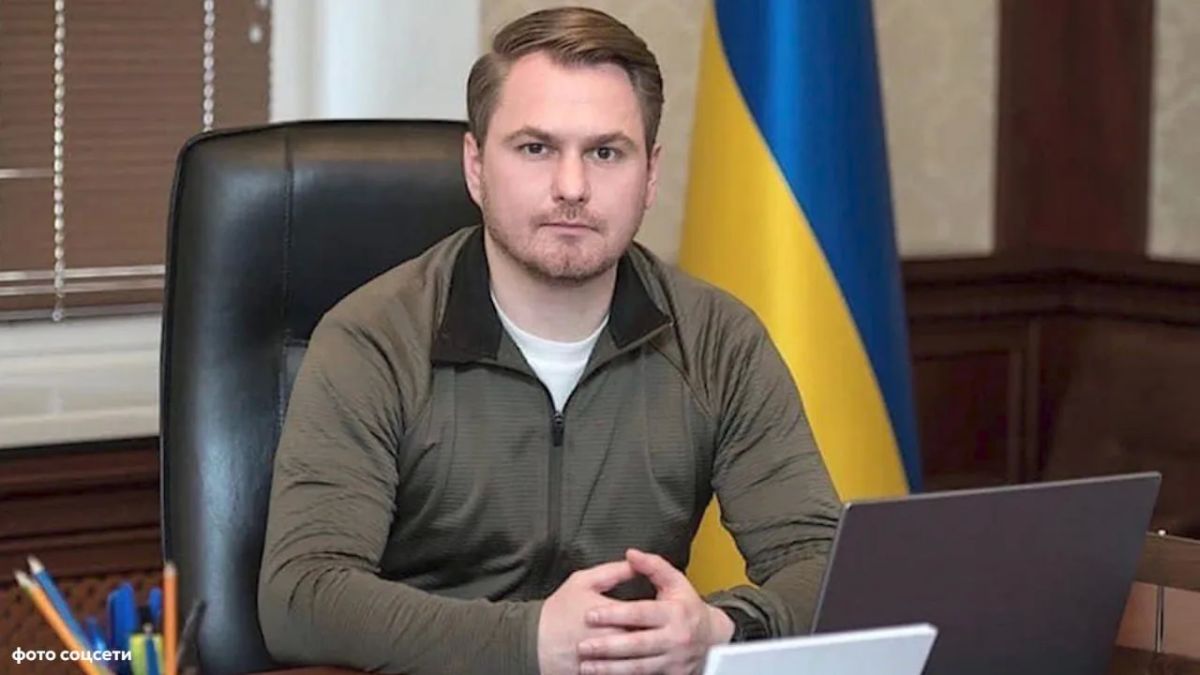 Сбежавший на фоне громкого коррупционного скандала в Польшу генпрокурор Украины Руслан Кравченко за два года задекларировал 38 млн доходов, среди активов есть две квартиры, купленные после начала СВО — данные SHOT