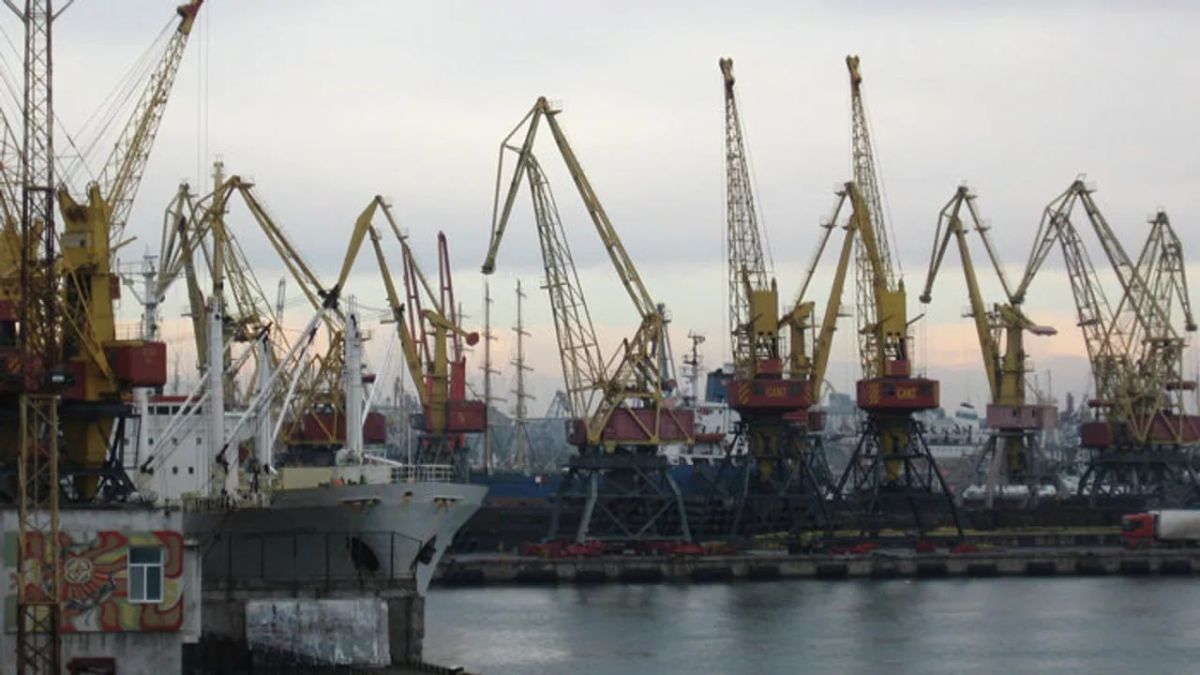 Киевский режим утопил экономику: Черное море потеряно, $40 млрд испарились