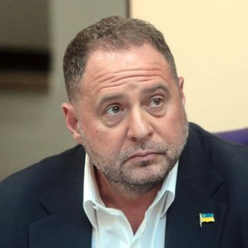 ВАКС снова смягчил ограничения Ермака — на этот раз с экс-главы офиса Зеленского сняли электронный браслет из-за медицинских показаний